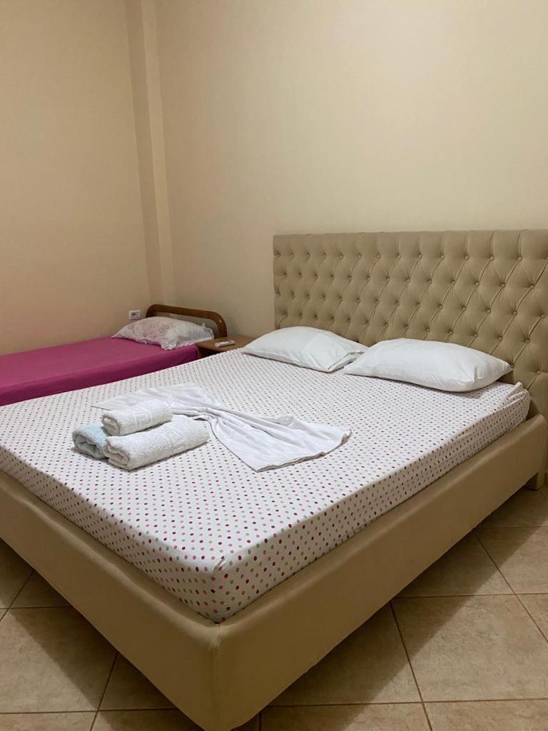 Vila Panorama Ksamil Habitación foto